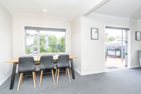 Photo of property in 3 Duncan Road, St Andrews, Hamilton, 3200