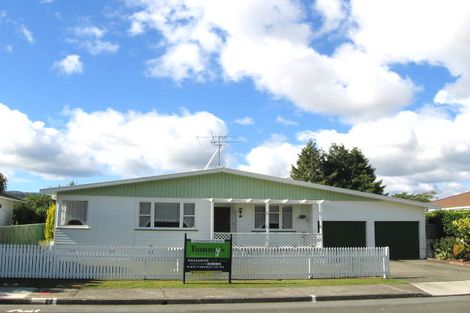 Photo of property in 60 Holdsworth Avenue, Trentham, Upper Hutt, 5018