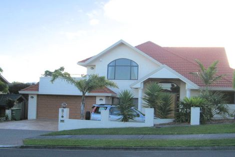 Photo of property in 5 Kahala Place, West Harbour, Auckland, 0618
