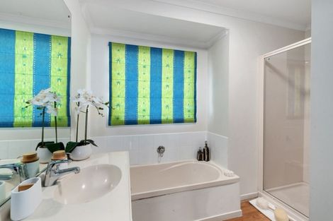 Photo of property in 1/16 Ocean View Road, Hatfields Beach, Orewa, 0931