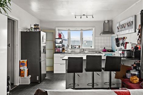 Photo of property in 6 Wordsworth Crescent, Maraenui, Napier, 4110