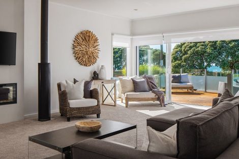 Photo of property in 23 Moana Road, Okitu, Gisborne, 4010