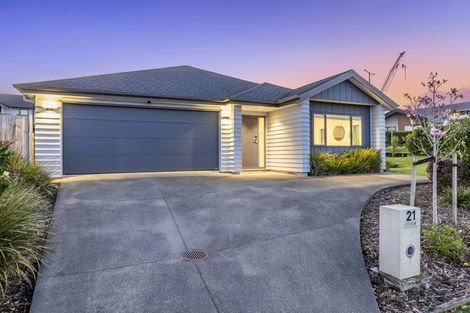 Photo of property in 21 Vintry Drive, Huapai, Kumeu, 0810
