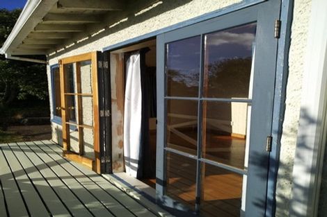 Photo of property in 21 Tiromoana Road, Raumati South, Paraparaumu, 5032