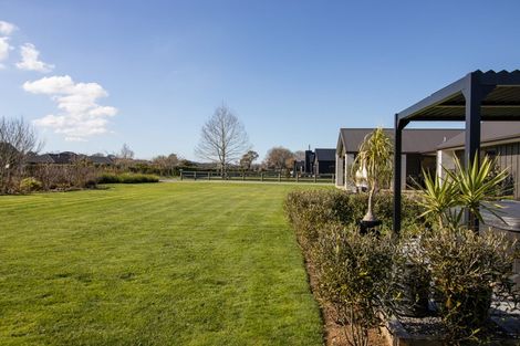 Photo of property in 27 Monarch Park Lane, Leamington, Cambridge, 3432