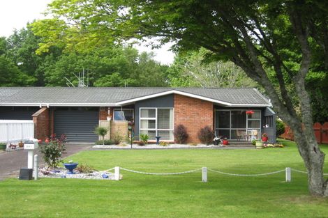 Photo of property in 221 Christie Avenue, Te Awamutu, 3800