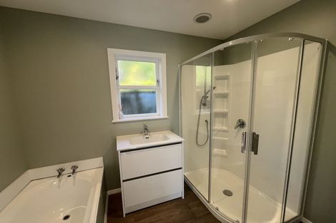 Photo of property in 546 Stokes Valley Road, Stokes Valley, Lower Hutt, 5019