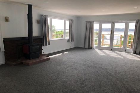 Photo of property in 77 Omokoroa Road, Omokoroa, 3114