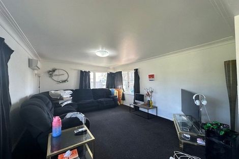 Photo of property in 11 Mcdougall Street, Manurewa East, Auckland, 2102