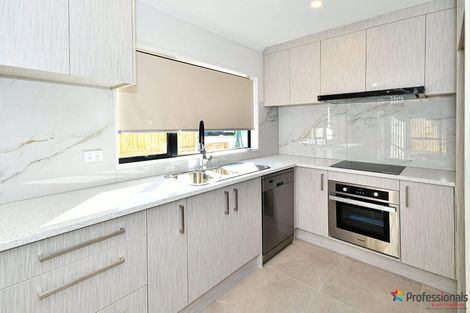 Photo of property in 122a Buckland Road, Mangere East, Auckland, 2024