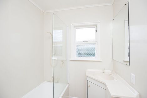 Photo of property in 21 Turenne Street, Inner Kaiti, Gisborne, 4010