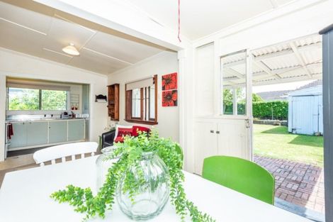 Photo of property in 13 Queens Road, Elgin, Gisborne, 4010