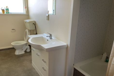 Photo of property in 108 Middlepark Road, Sockburn, Christchurch, 8042