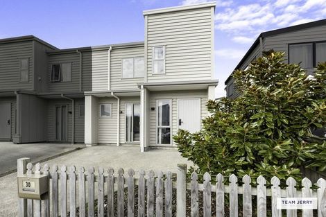 Photo of property in 30 Tumu Road, Papakura, 2110