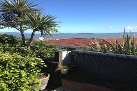 Photo of property in 92c Dowse Drive, Maungaraki, Lower Hutt, 5010