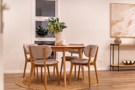 Photo of property in 70c Heretaunga Square, Silverstream, Upper Hutt, 5019