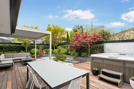 Photo of property in 186 Rossall Street, Merivale, Christchurch, 8014