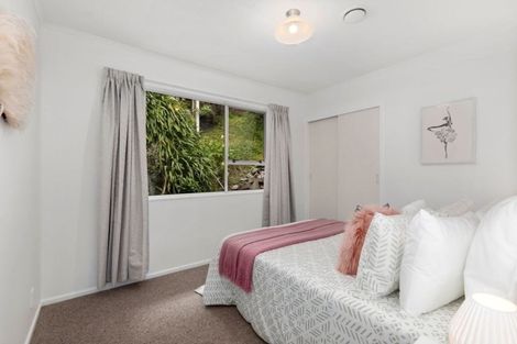 Photo of property in 30 Davis Grove, Wainuiomata, Lower Hutt, 5014