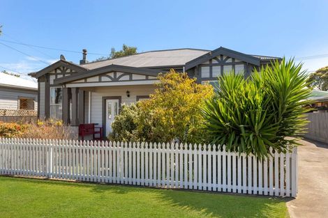 Photo of property in 15 Mason Terrace, Gonville, Whanganui, 4501