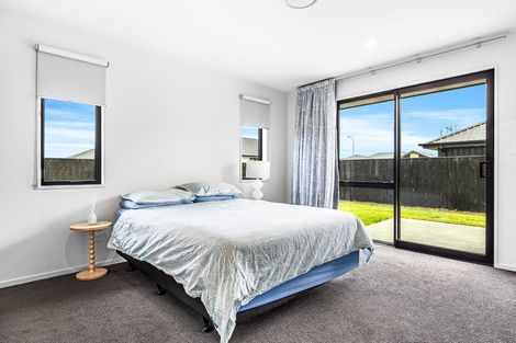 Photo of property in 74 Hilton Drive, Amberley, 7410