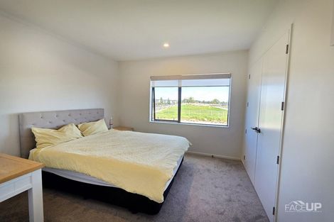 Photo of property in 4 Coast Garden Drive, Hobsonville, Auckland, 0616