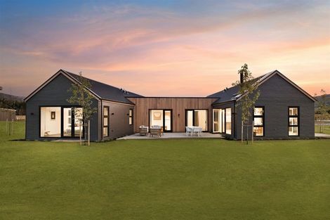 Photo of property in 77 Stone Drive, Cromwell, 9384