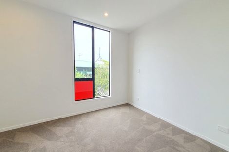Photo of property in 1/2a Walsall Street, Avondale, Auckland, 1026