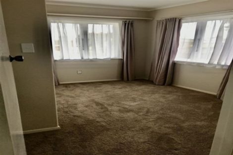 Photo of property in 34 Rollerson Street, Papakura, 2110
