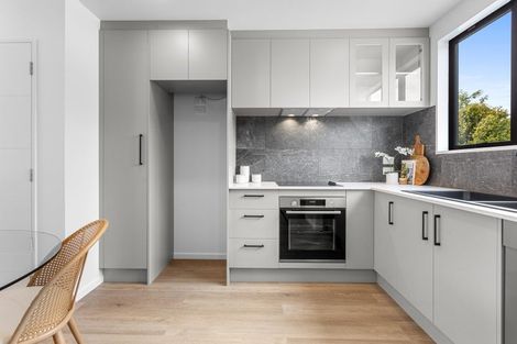 Photo of property in 9/29 Main Road South, Sockburn, Christchurch, 8042