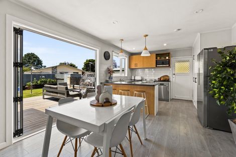 Photo of property in 21 Bill Hercock Street, Pirimai, Napier, 4112