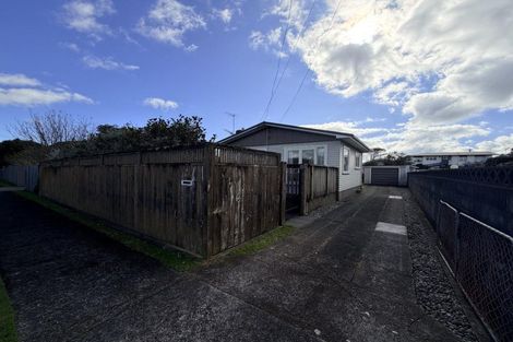 Photo of property in 5 Trafalgar Street, Westown, New Plymouth, 4310