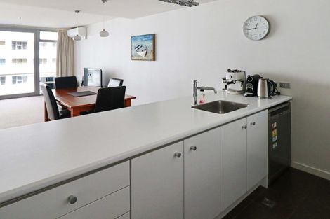 Photo of property in Montreaux Apartments, 4c/164 The Terrace, Wellington Central, Wellington, 6011