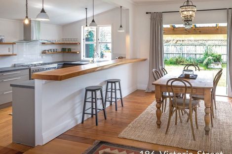 Photo of property in 186 Victoria Street, Coromandel, 3506