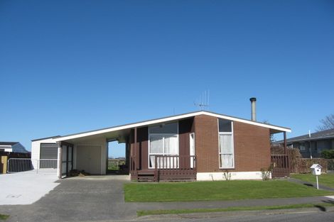 Photo of property in 35 Taumaihi Street, Bulls, 4818