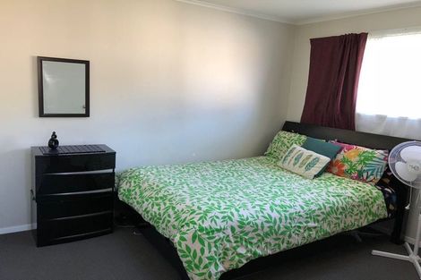 Photo of property in 2/5 Hinemoa Street, Waiwhetu, Lower Hutt, 5010