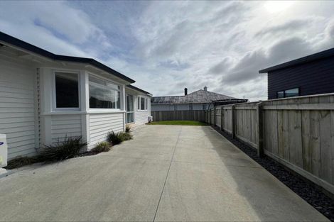 Photo of property in 5 Karaka Street, Castlecliff, Whanganui, 4501