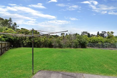 Photo of property in 76 Harmel Road, Glendene, Auckland, 0602