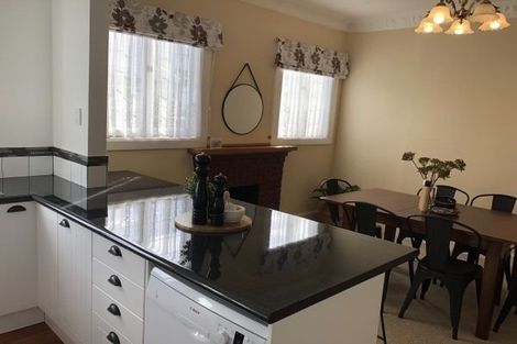 Photo of property in 42 Dahlia Street, Palmerston North, 4410