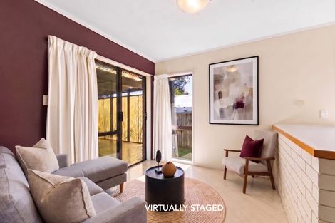 Photo of property in 1/12 Bungalore Place, Half Moon Bay, Auckland, 2012