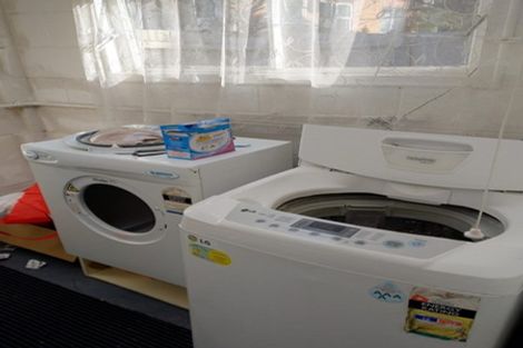 Photo of property in 5 Howe Street, North Dunedin, Dunedin, 9016