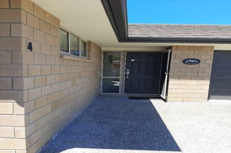 Photo of property in 4 Parkdale Close, Snells Beach, 0920