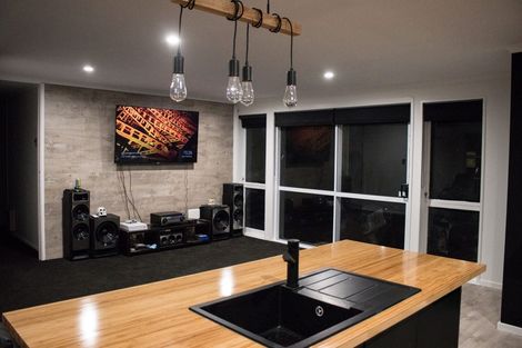 Photo of property in 73 Havelock Avenue, Westbrook, Palmerston North, 4412