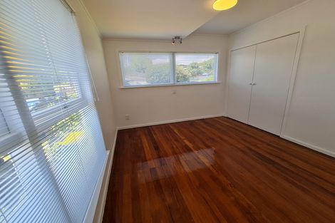 Photo of property in 107 Vodanovich Road, Te Atatu South, Auckland, 0610