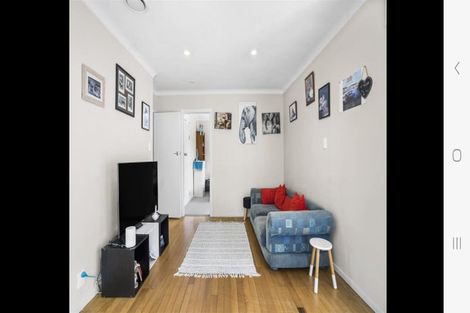 Photo of property in 29a Glenfern Road, Mellons Bay, Auckland, 2014