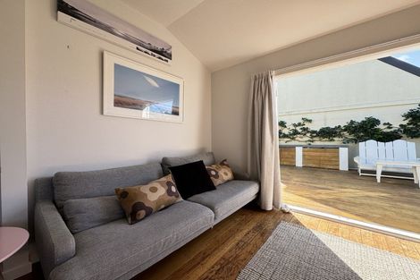 Photo of property in 83 Miramar Avenue, Miramar, Wellington, 6022