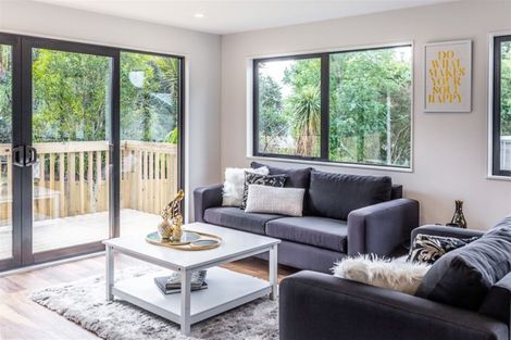 Photo of property in 14a Rosalind Road, Glenfield, Auckland, 0629