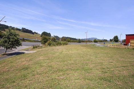 Photo of property in 1 Harakeke Place, Raglan, 3225