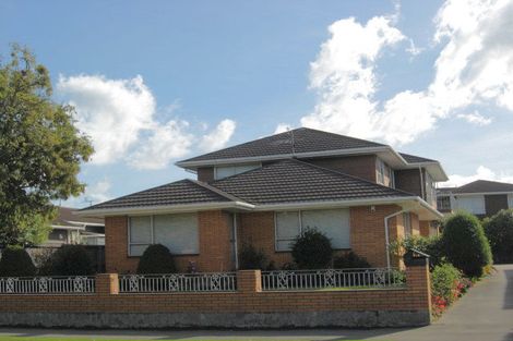 Photo of property in 22 Solway Avenue, Ilam, Christchurch, 8041