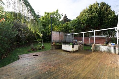 Photo of property in 2 Wayne Place, Ferndale, New Plymouth, 4310