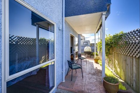 Photo of property in 14/182 Charles Street, Westshore, Napier, 4110